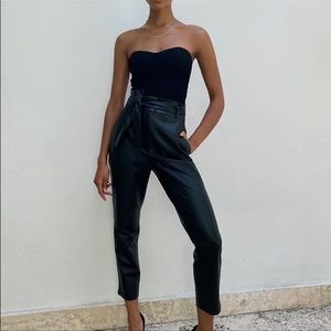 Aritzia Babaton Vegan Leather Paper Bag Pants - 2, Black